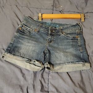 delia*s Shorts Womens Size 0 Blue BAILEY Raw Cut Raw-cut Frayed-hem DENIM JEAN